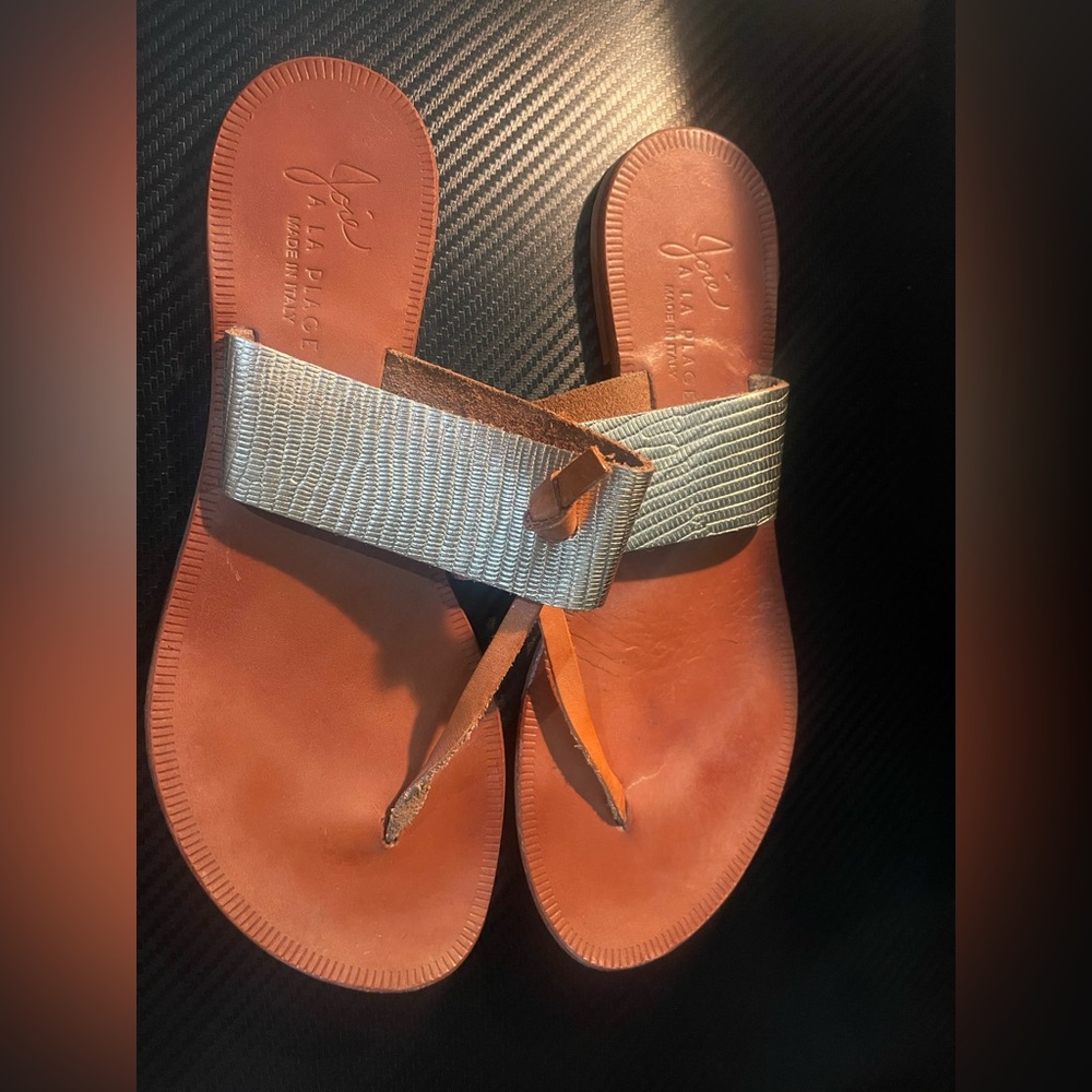 Joie Á La Plage Sandals in gold and tan size 38.5